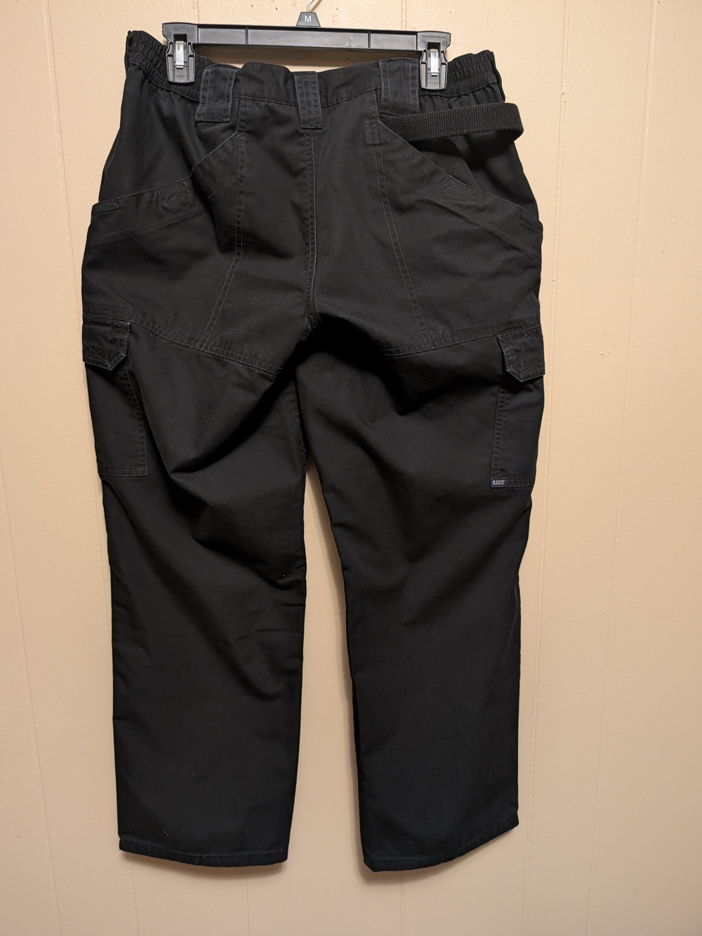 5.11 Tactical Women's Black Cargo Pants Size 12 Regular - Picture 2 of 3